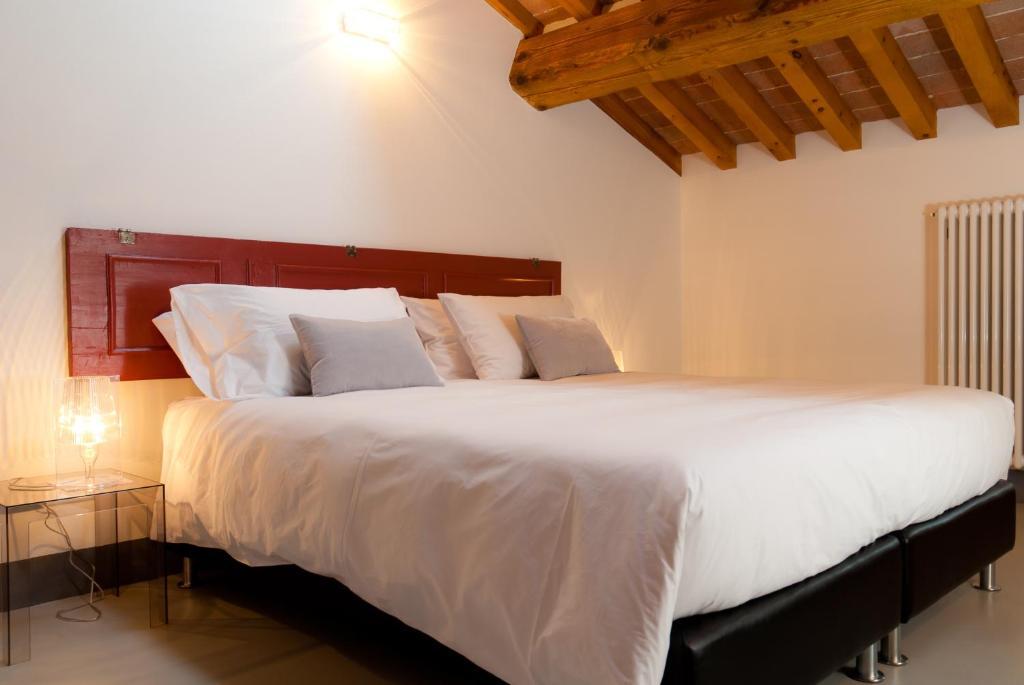 Callegherie 21 Boutique B&B イーモラ 部屋 写真