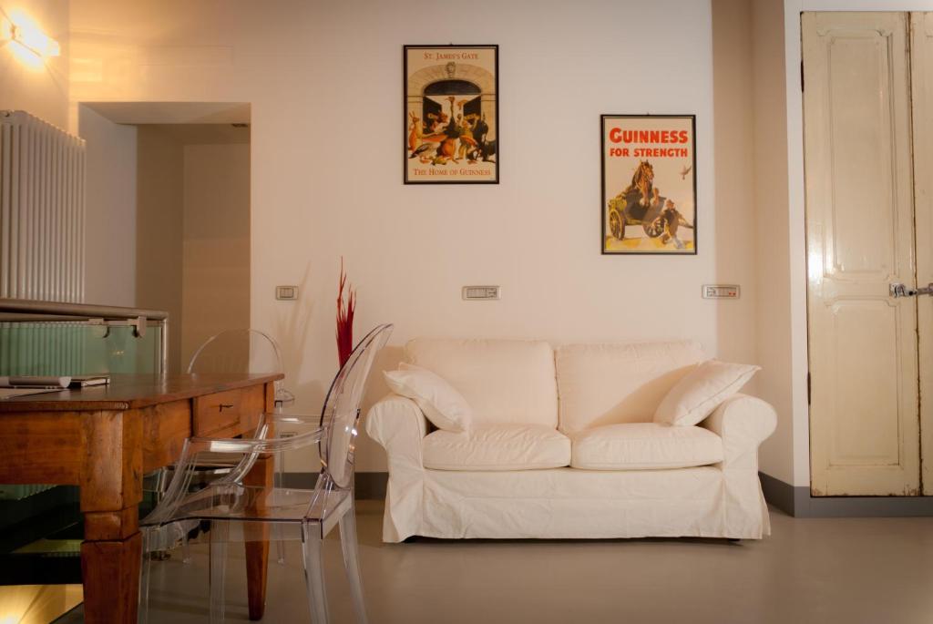 Callegherie 21 Boutique B&B イーモラ 部屋 写真